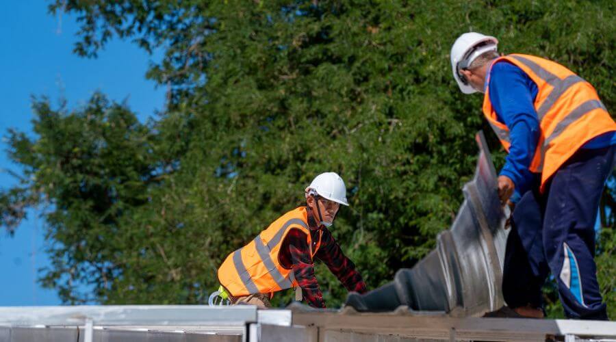 Professional gutter cleaning in Fairplay, CO